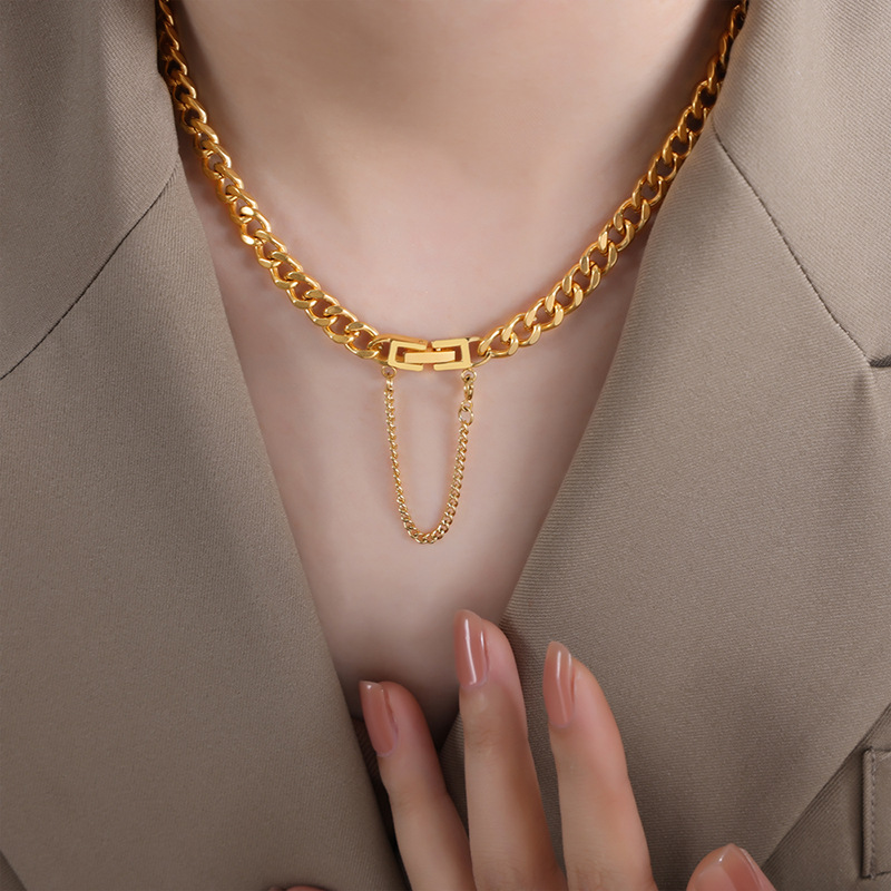 HAUTEHAUS-ACCN [Antoinette Chained Choker Necklace, reference image]